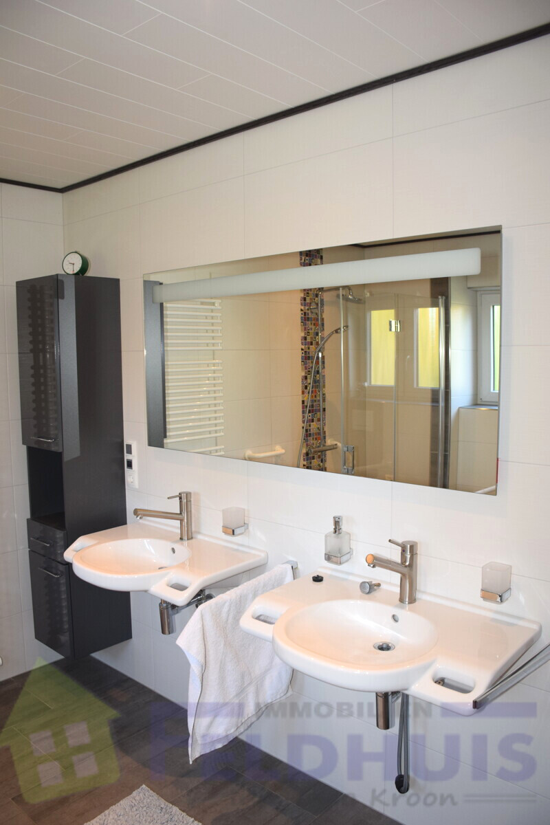 Badezimmer Bild 1