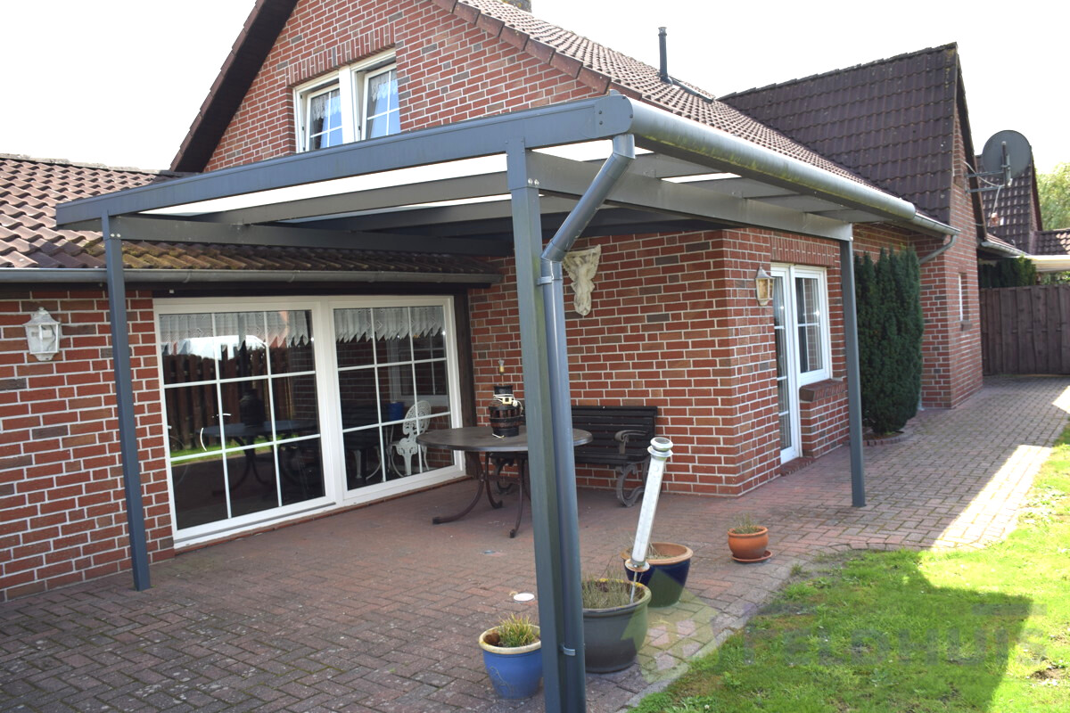 überdachte Terrasse