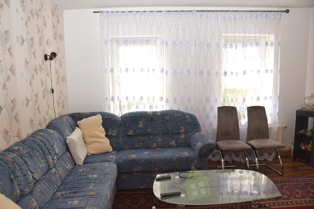 Wohnzimmer Wohnung 4 Bild 2