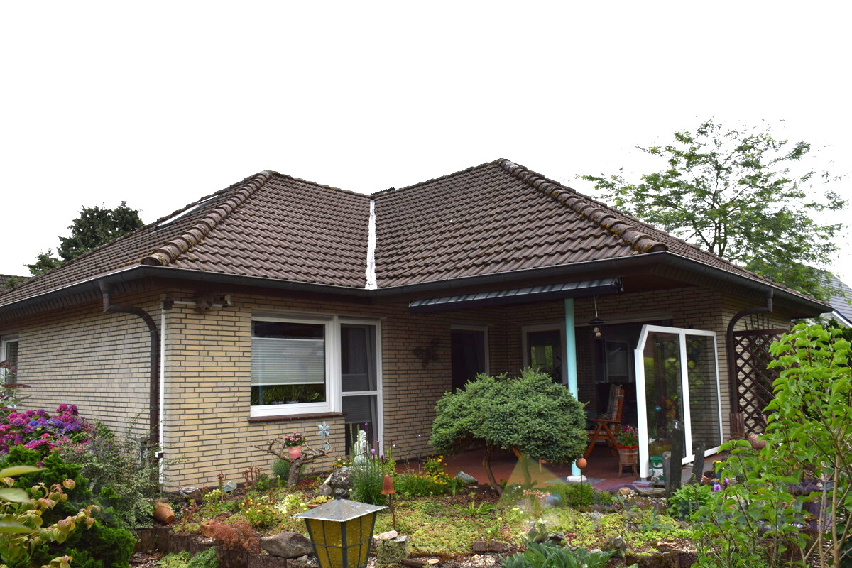 Rückansicht mit Terrasse