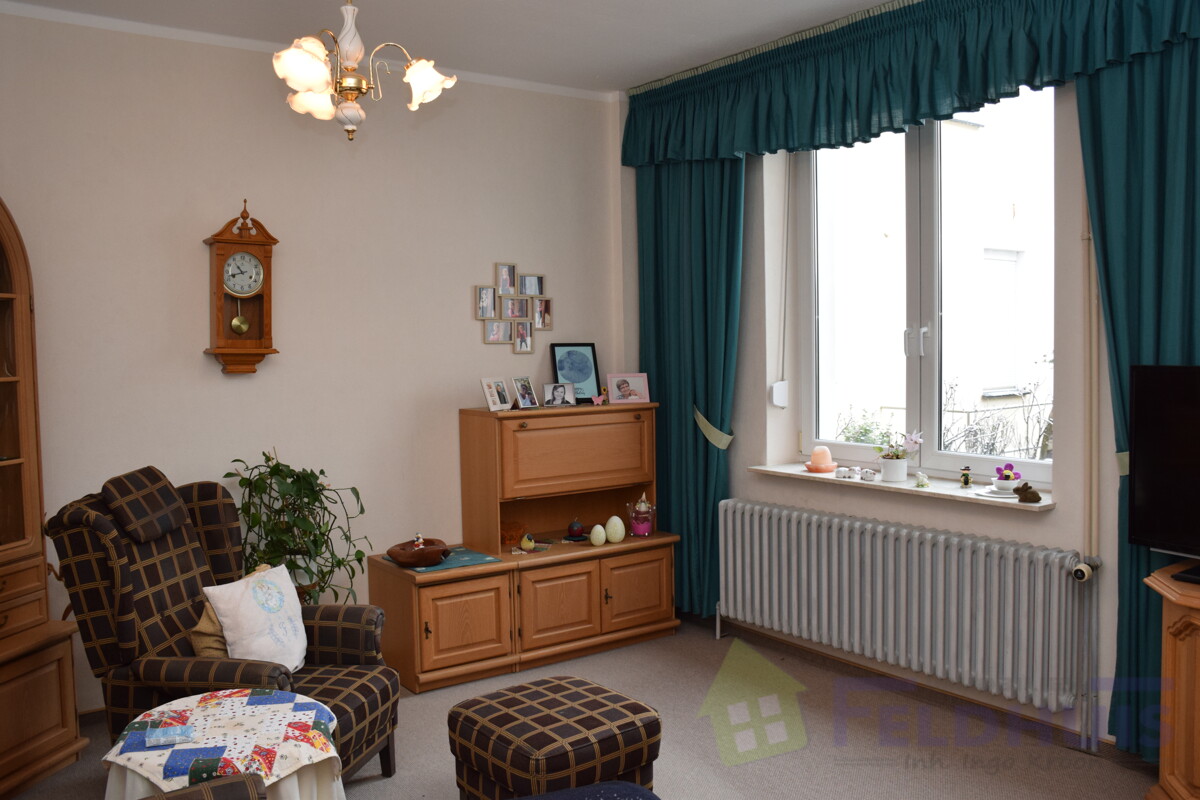 Festwohnung Wohnzimmer Bild 1