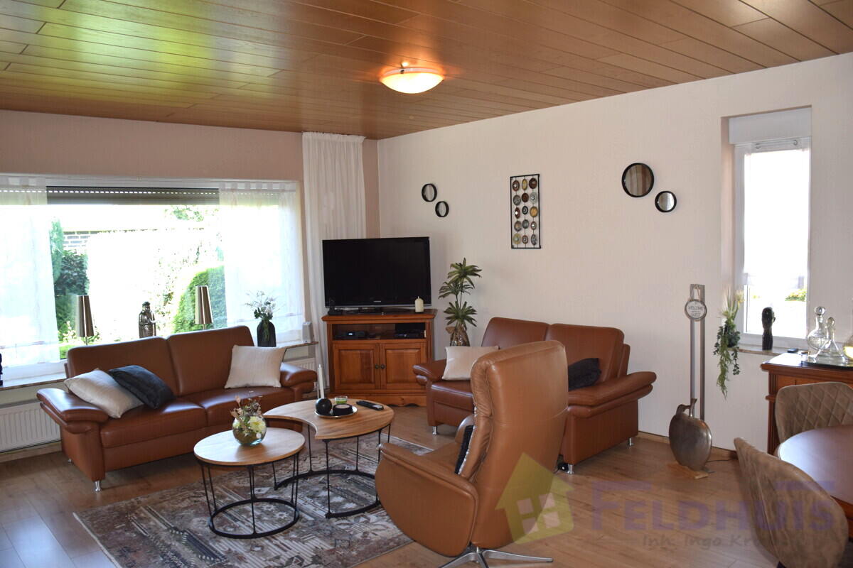 Wohnzimmer Bild 1