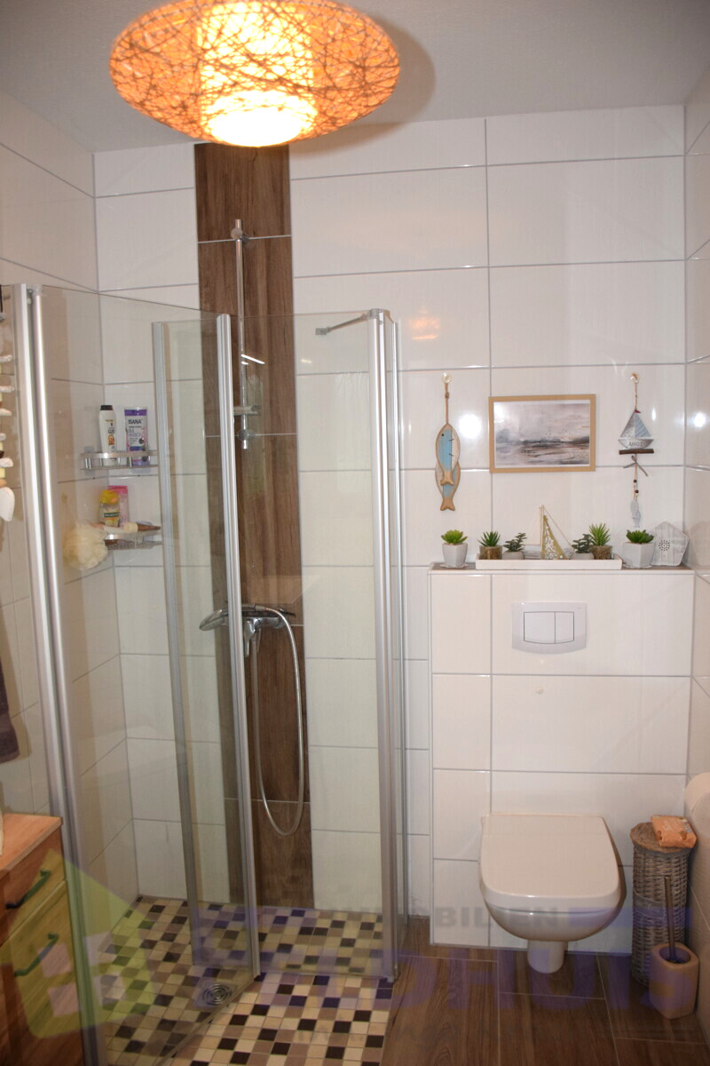 Badezimmer Bild 2