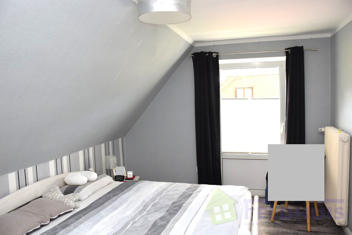 Schlafzimmer DG