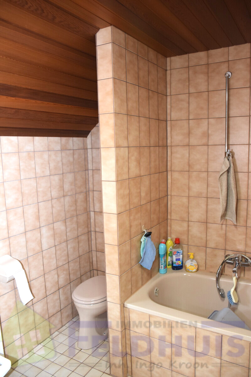 Badezimmer II Bild 2