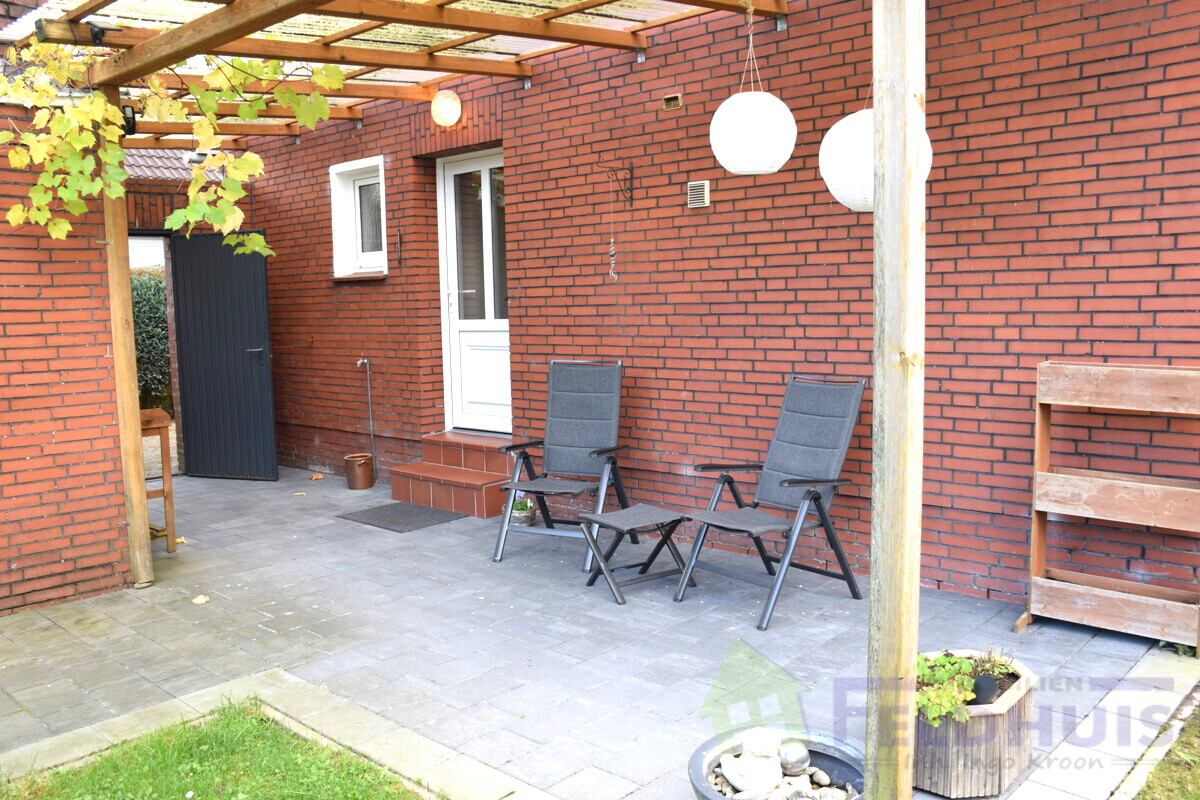 2 Überdachte Terrasse