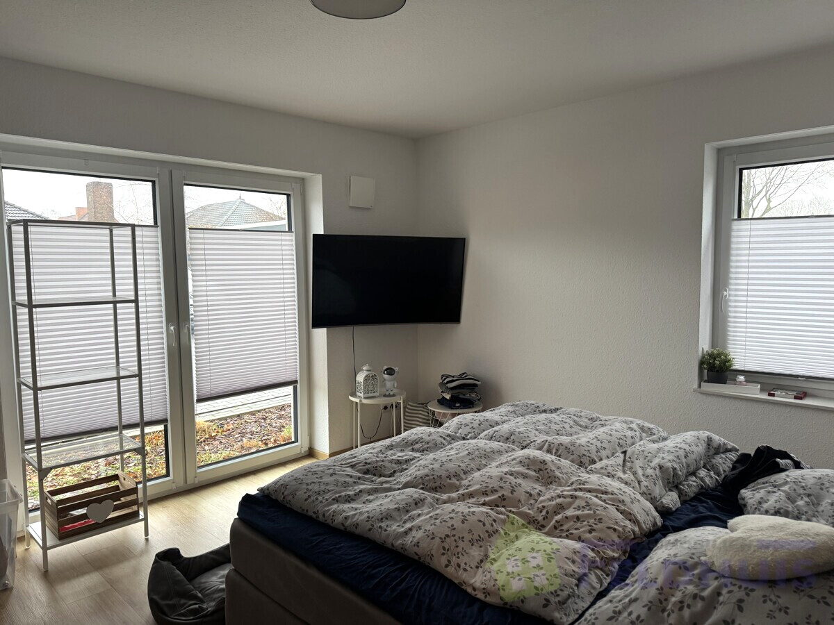 Schlafzimmer Bild 2