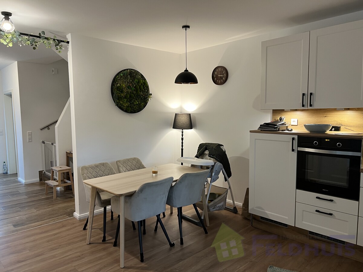 Wohn- und Küchenbereich Bild 3