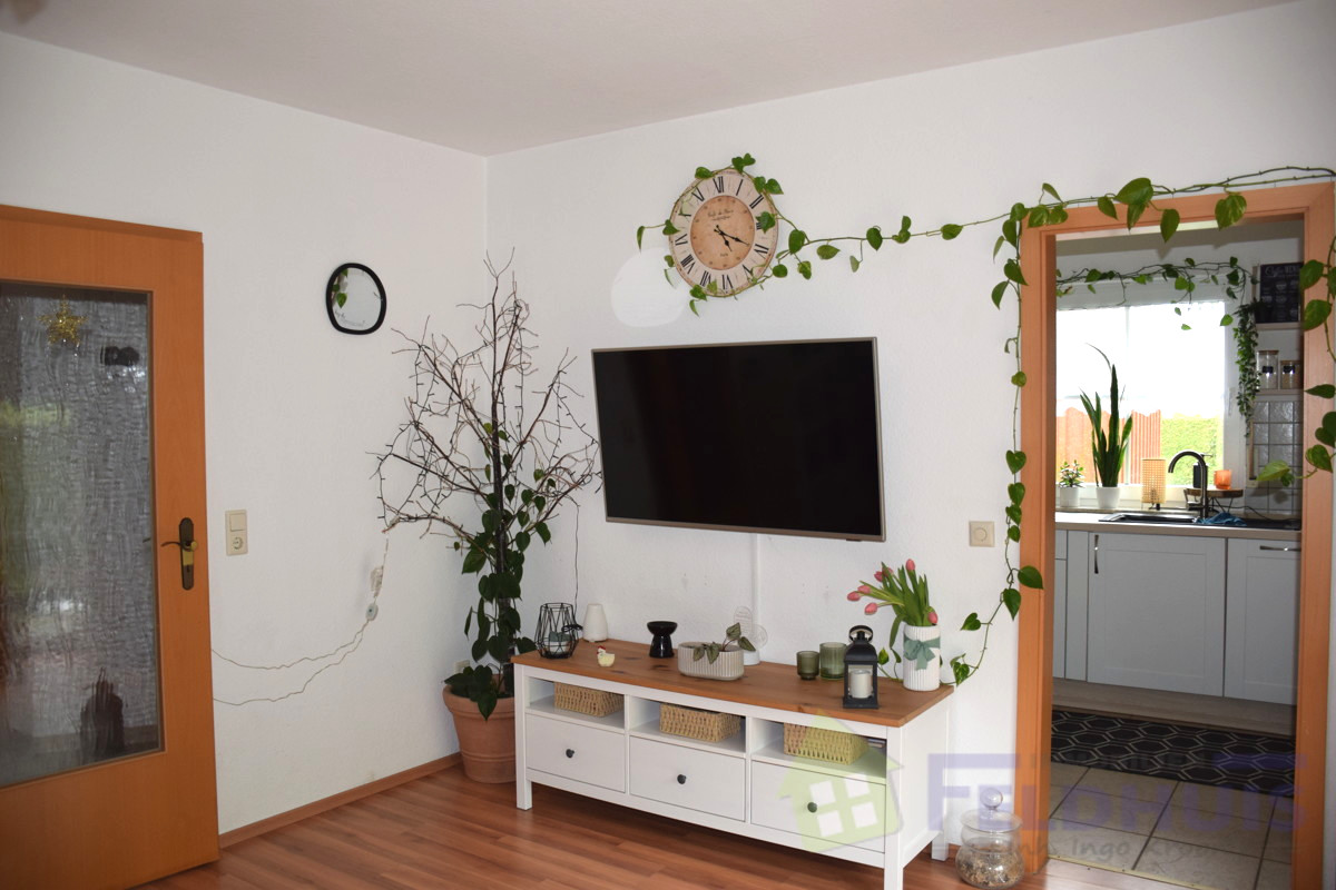 Wohnzimmer Bild 2