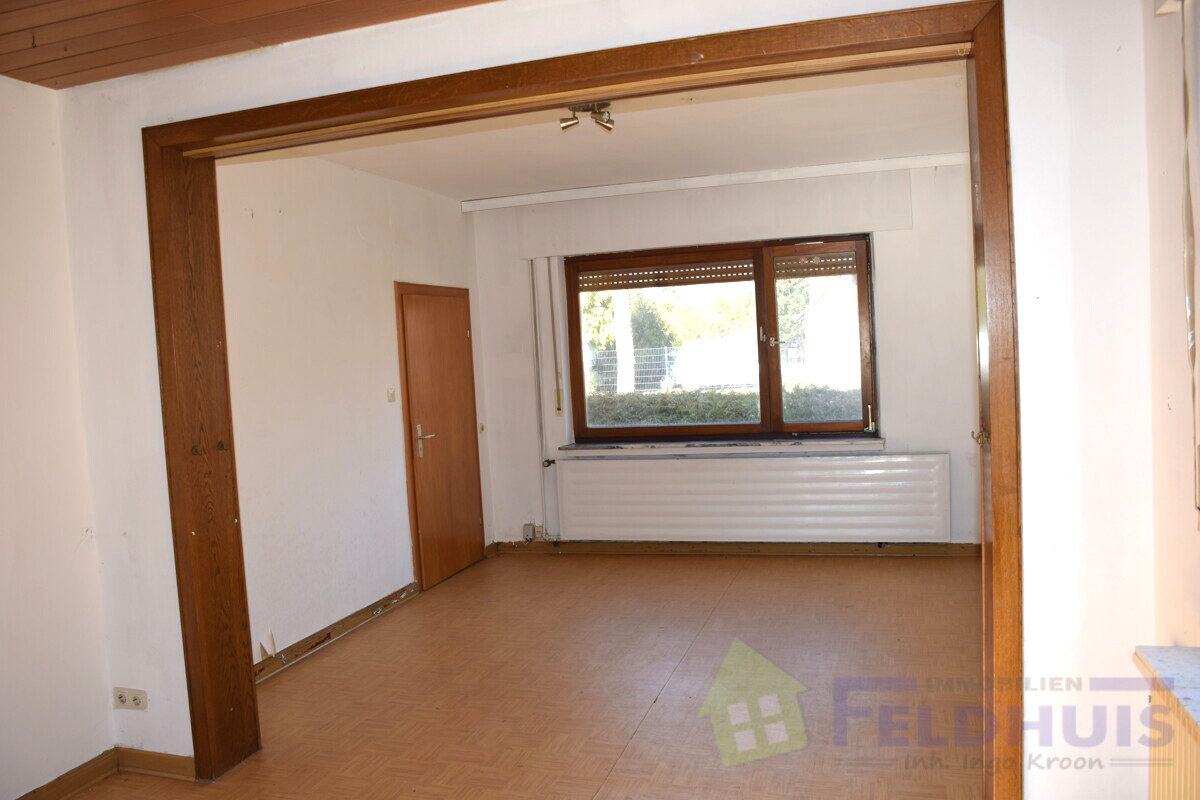 Wohn- und Esszimmer Bild 3