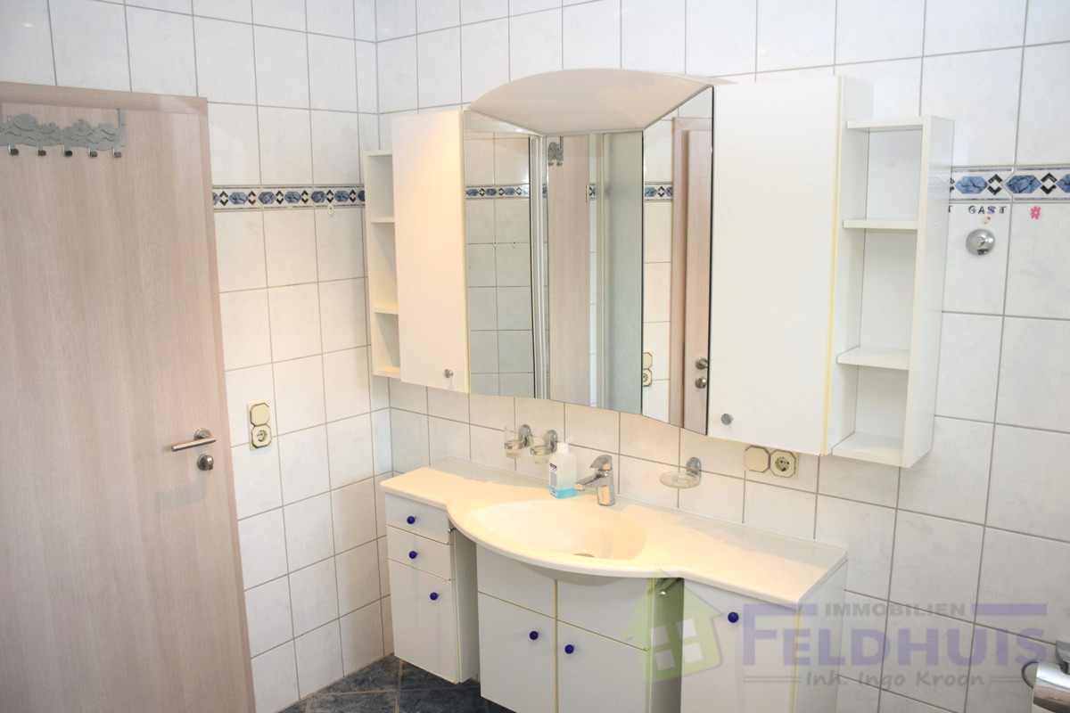 Badezimmer EG Bild 1