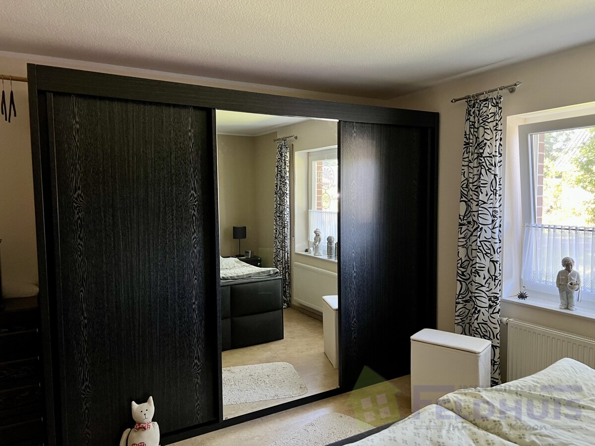 Schlafzimmer Bild 2