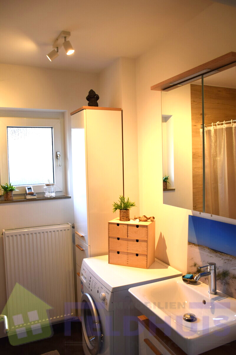 Badezimmer EG Bild 1