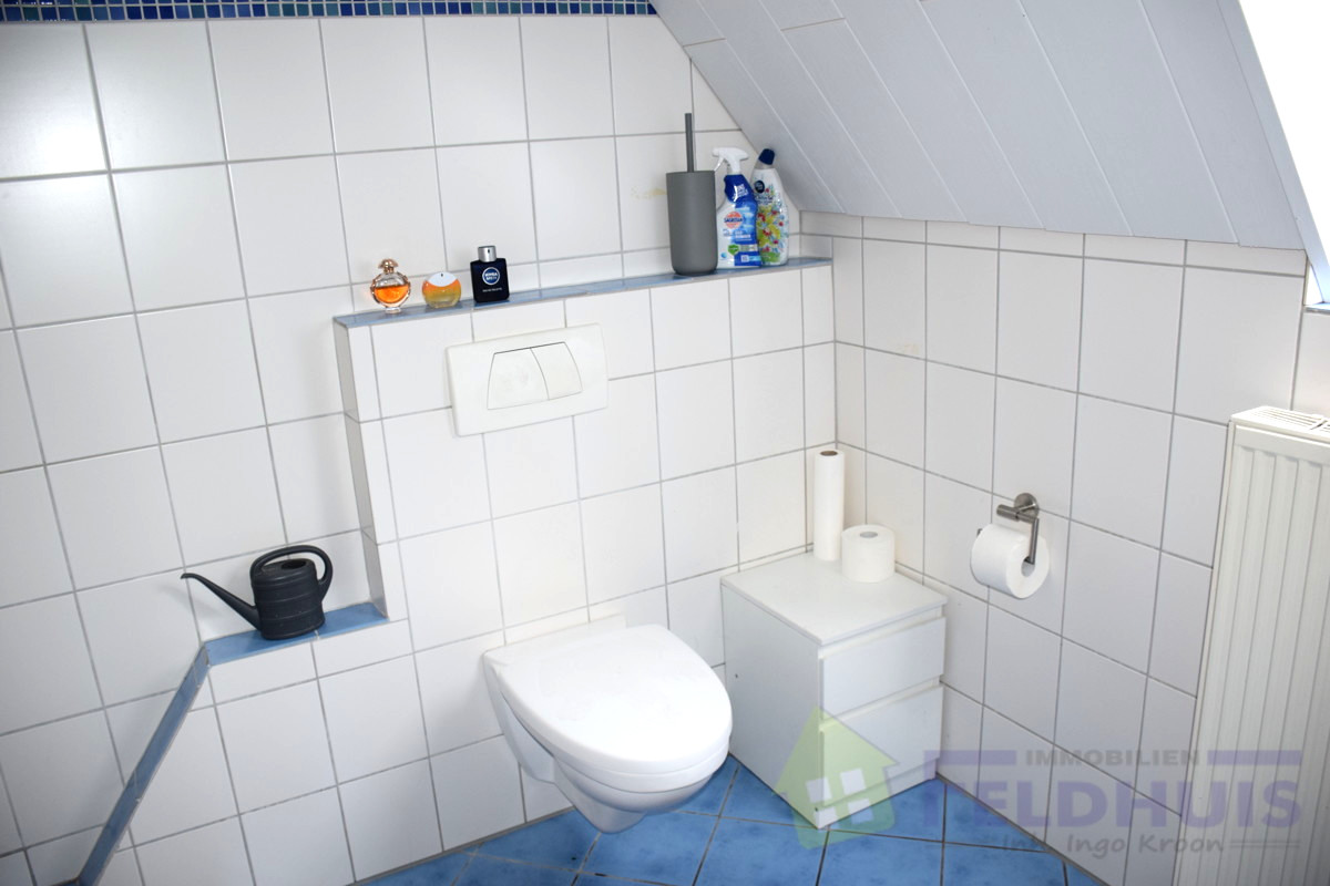 Badezimmer DG Bild 3