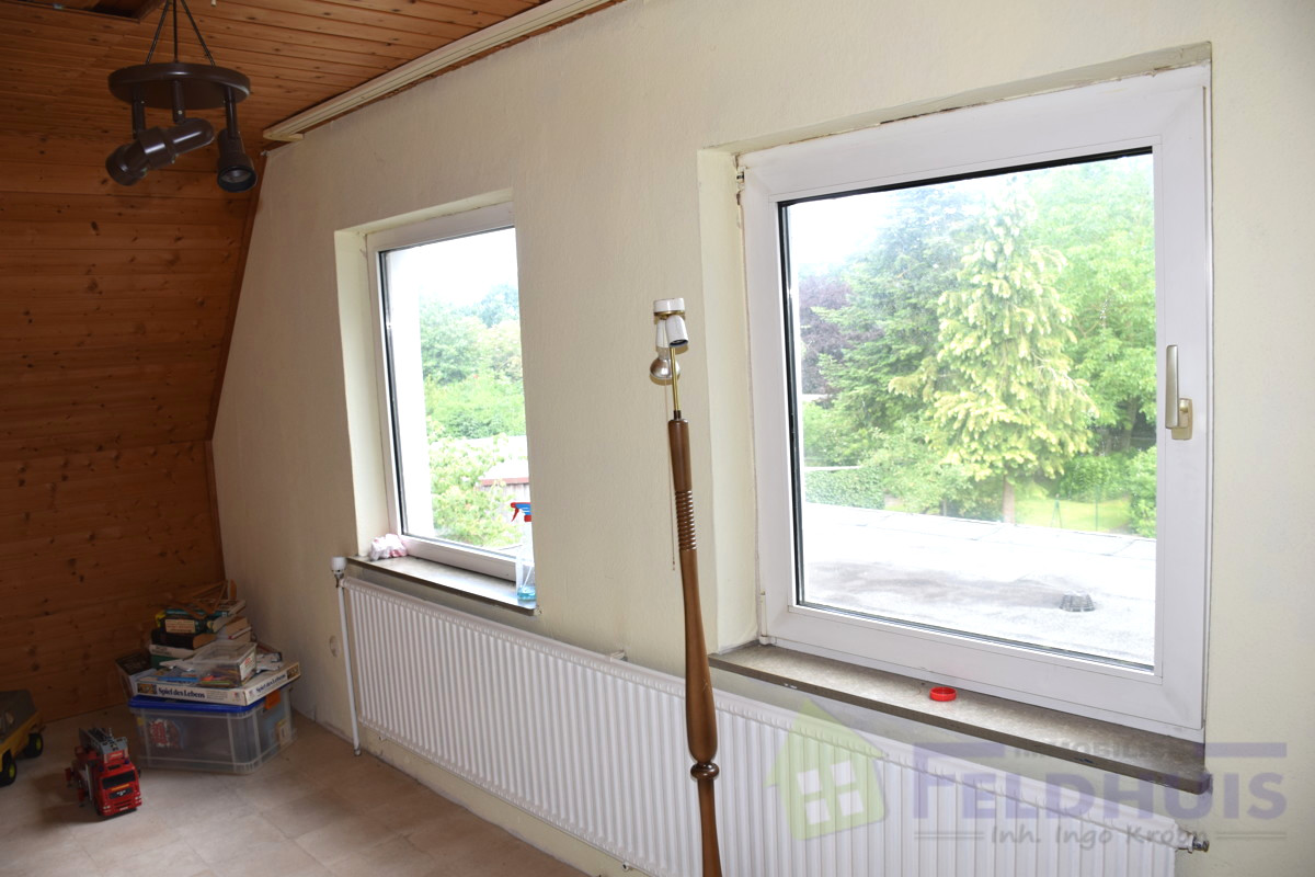 Schlafzimmer DG Bild 2