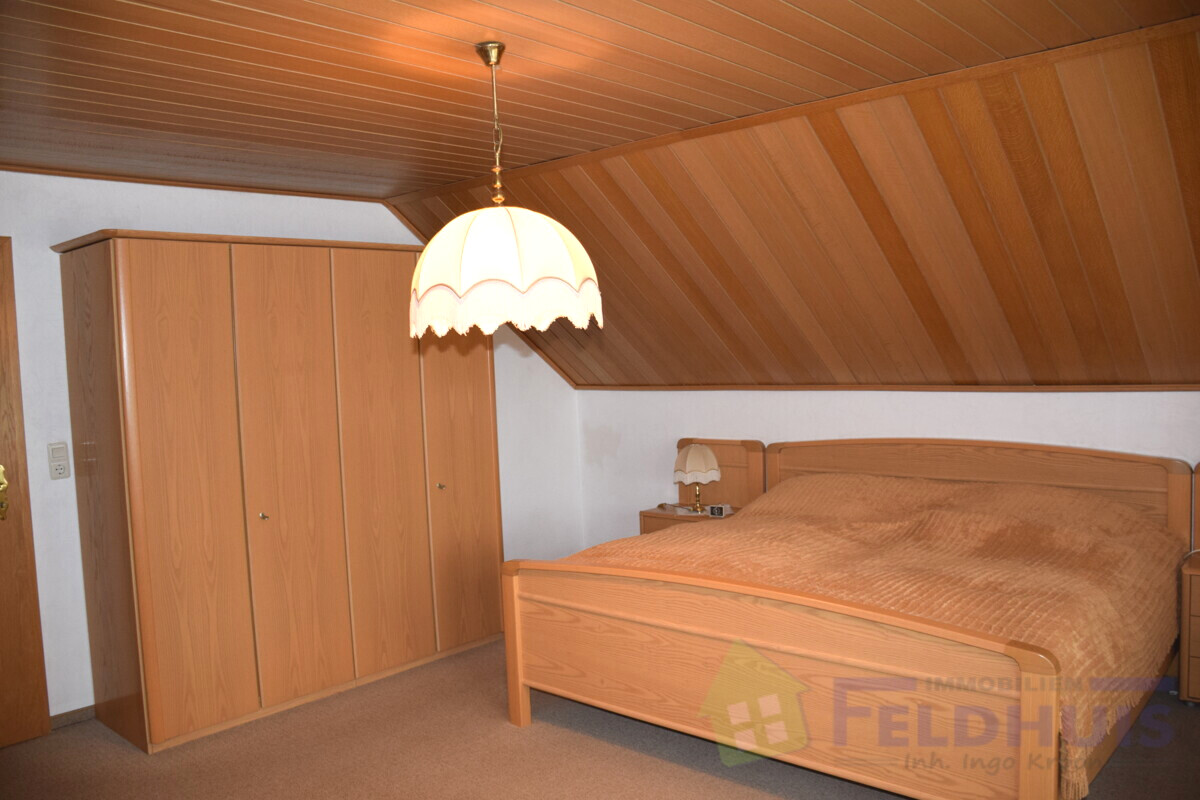 Schlafzimmer Bild 2