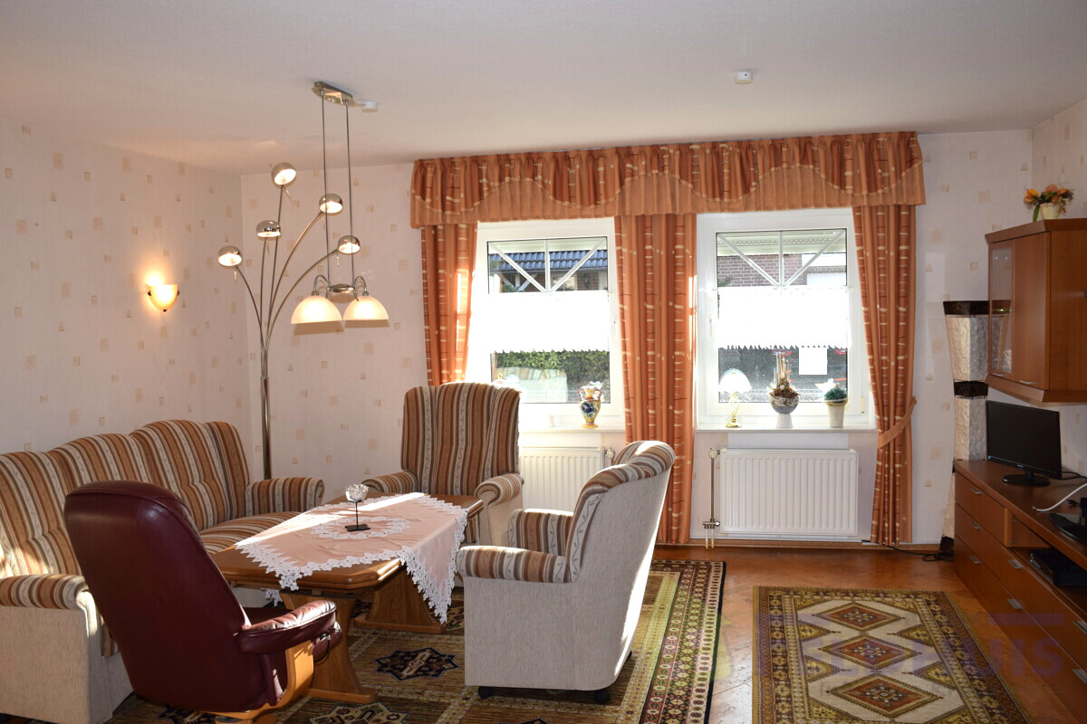 Wohn- und Esszimmer Bild 2