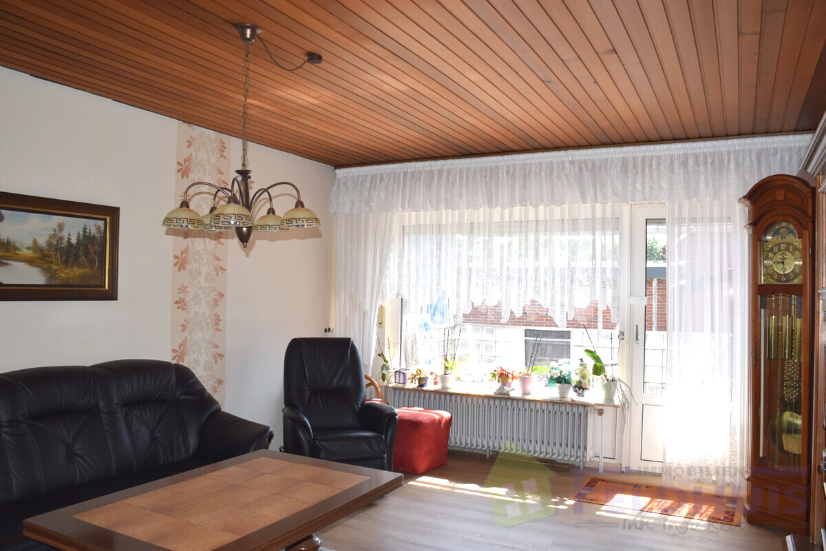 Wohnzimmer Bild 1