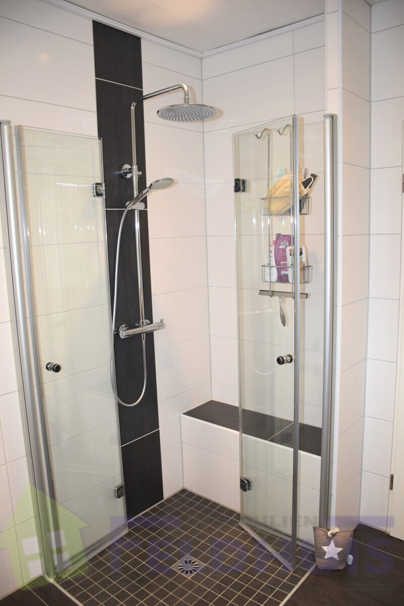 Badezimmer Bild 2