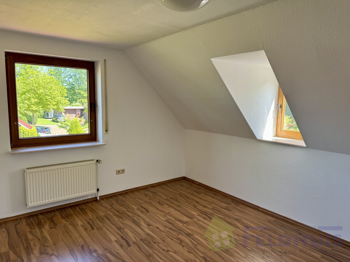Schlafzimmer Bild 1