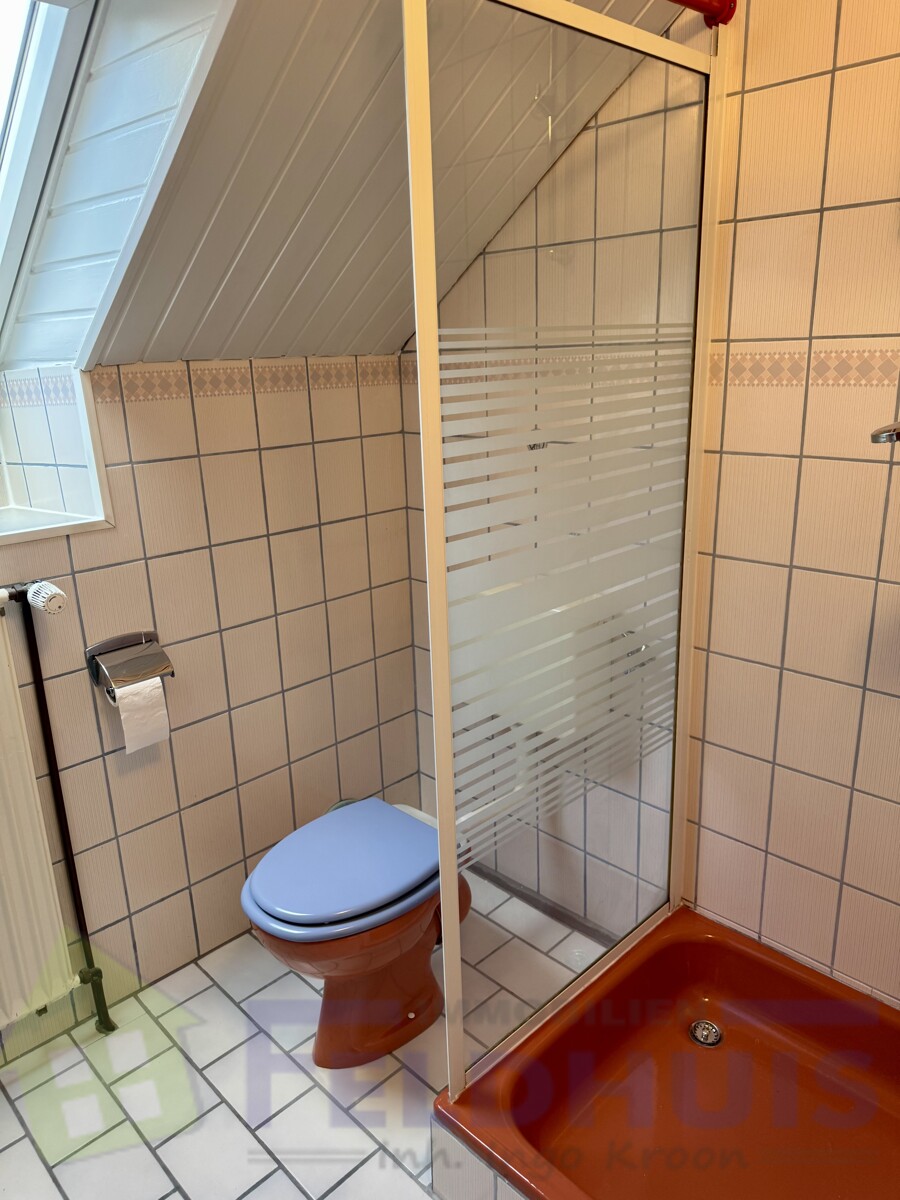 Badezimmer Obergeschoss Bild 1