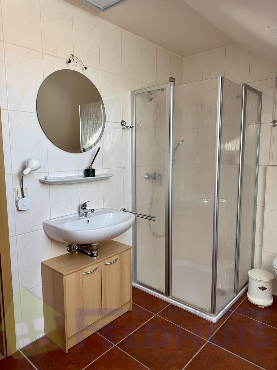 Badezimmer OG Bild 2