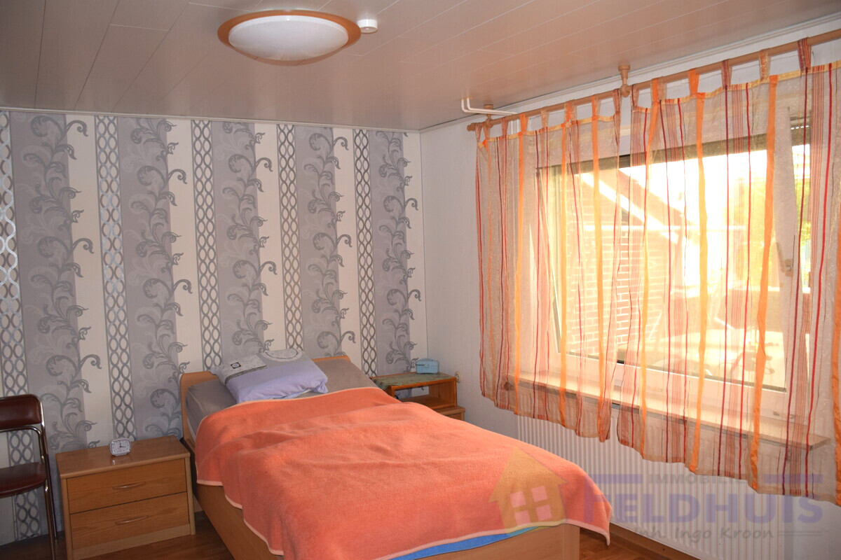 Schlafzimmer Bild 1