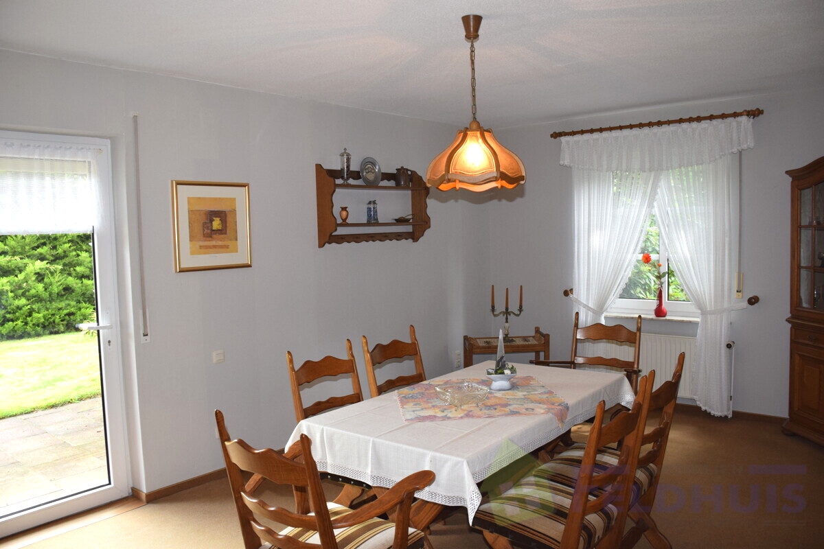 Esszimmer Bild 1