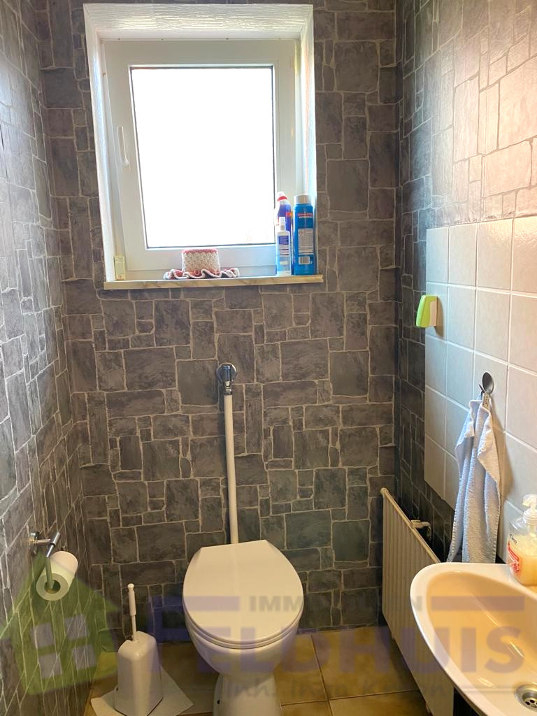 Gäste WC (Whg. 1 vorne)