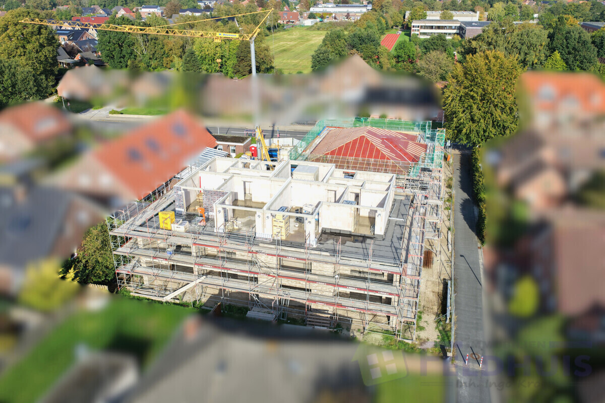 Ihr neues Zuhause über den Dächern von Warsingsfehn – modern Penthousewohnung in Top-Lage!