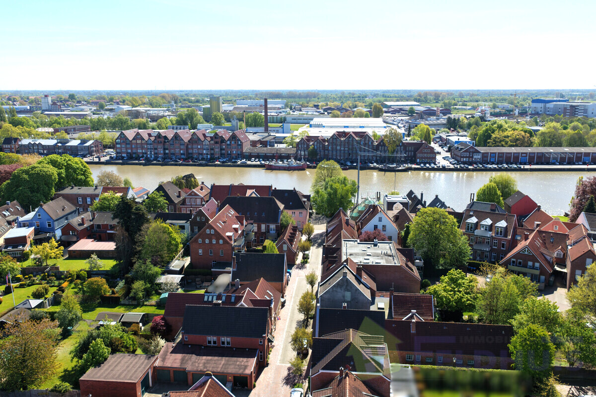 Liebhaber aufgepasst! Denkmalgeschützes und Sanierungsbedürftiges Altstadthaus in historischer Lage von Leer!