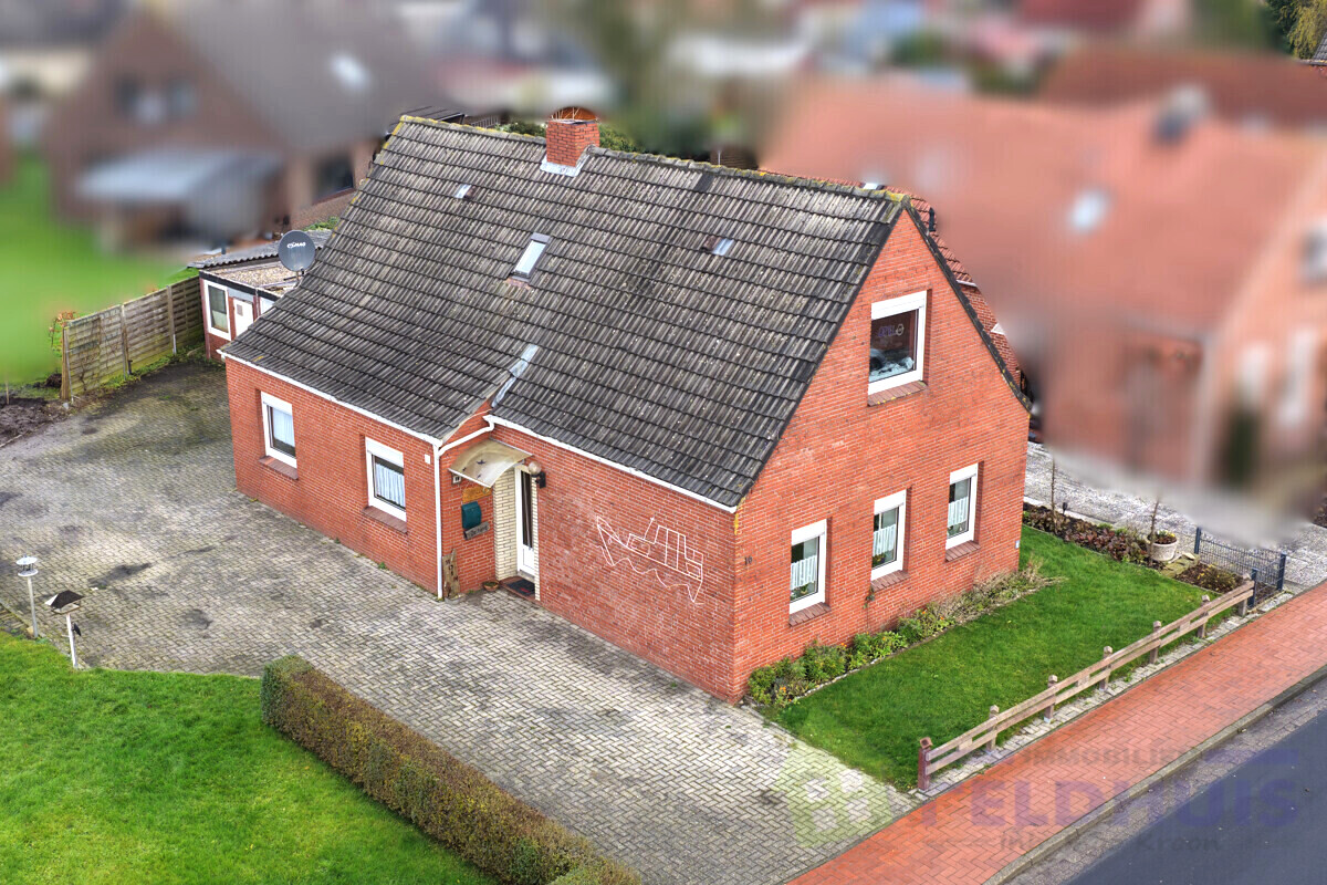 Handwerker aufgepasst! Uriges Einfamilienhaus in zentraler Lage von Oldersum!