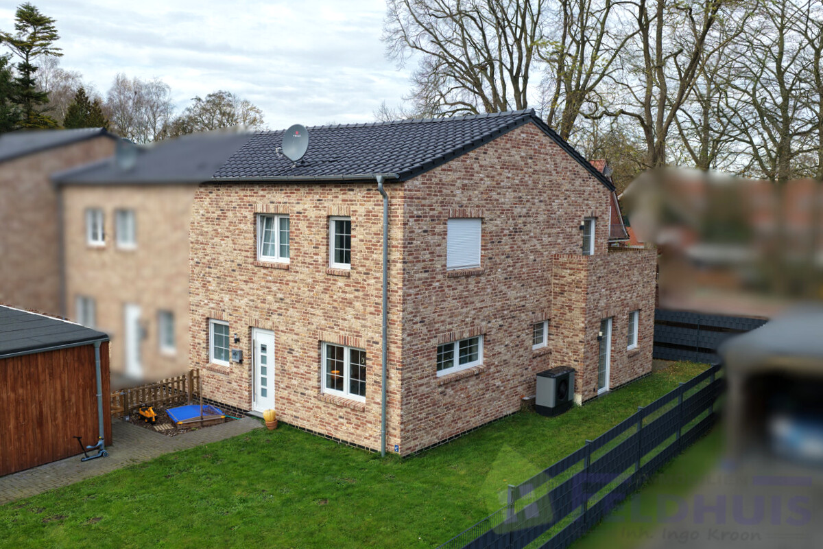 Modernes Reihenendhaus in Neukamperfehn - Einziehen und wohlfühlen!