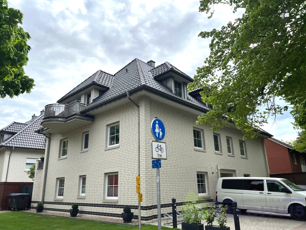 Wohnen in einer gemütlichen Dachgeschosswohnung in zentraler Lage der Stadt Leer!