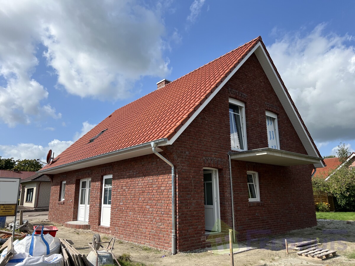 Neubau Obergeschosswohnung mit Balkon in Moormerland- Warsingsfehn!