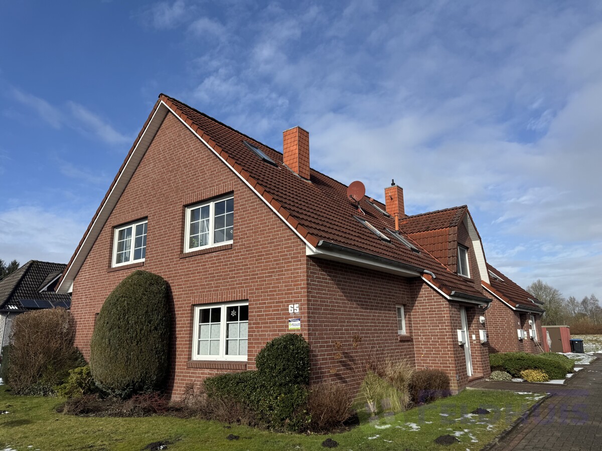 Gemütliche 2-Zimmer-Oberwohnung mit ausgebauten Spitzboden in Moormerland-Veenhusen!