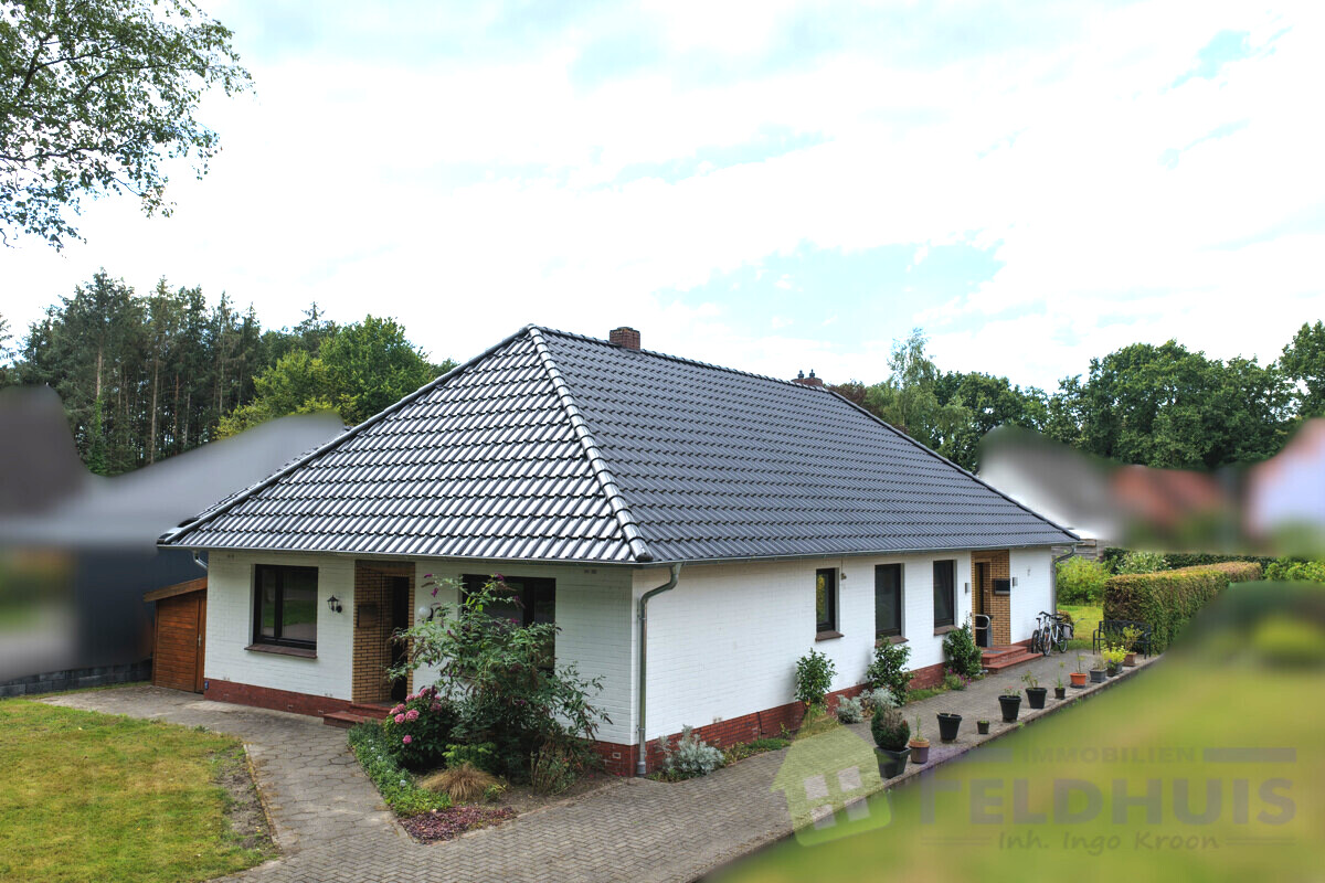 Kapitalanlage mit Potenzial: Vermieteter Bungalow mit Einliegerwohnung in Hesel-Brinkum!