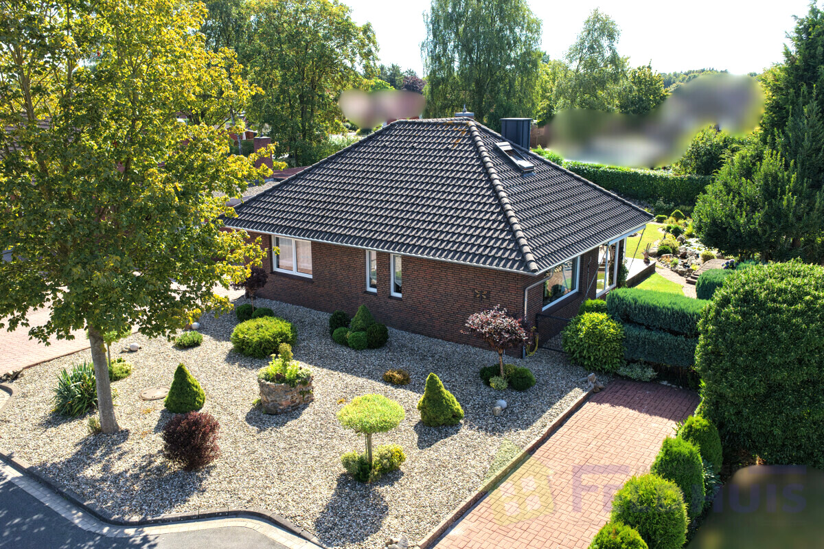 Gepflegter Bungalow mit traumhaftem Garten in ruhiger Lage von Neermoor-Kolonie!